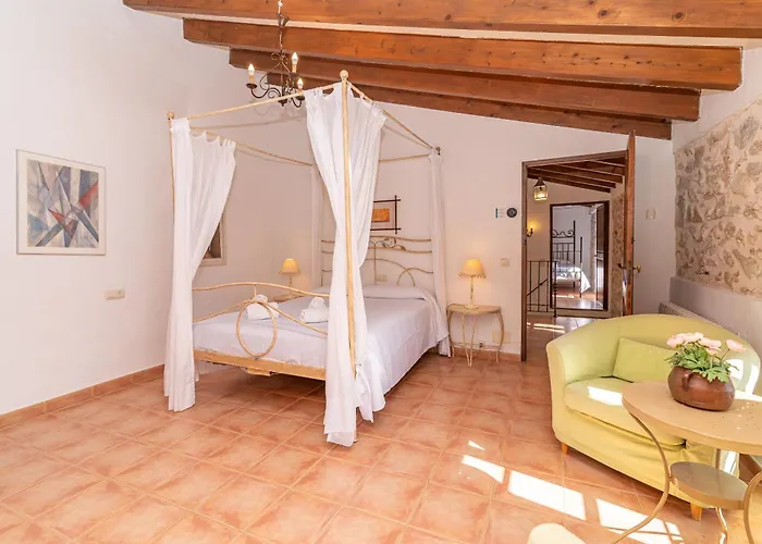 Perdiu Vell Petit By Sealand Pollenca